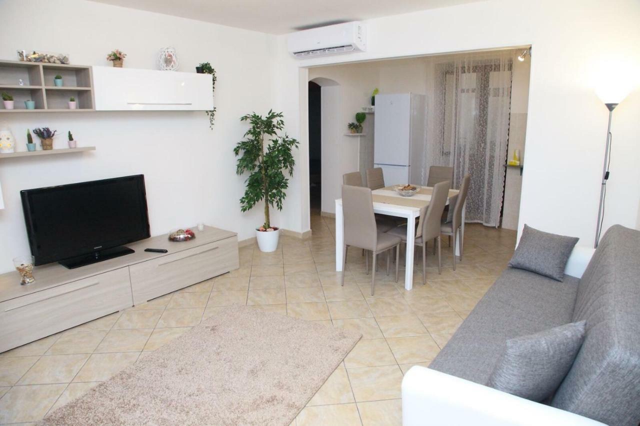 Garibaldi Suites & Apartments Catania Exteriör bild