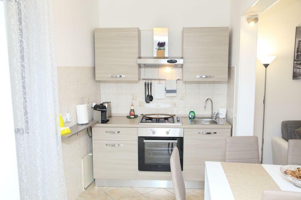 Garibaldi Suites & Apartments Catania Exteriör bild